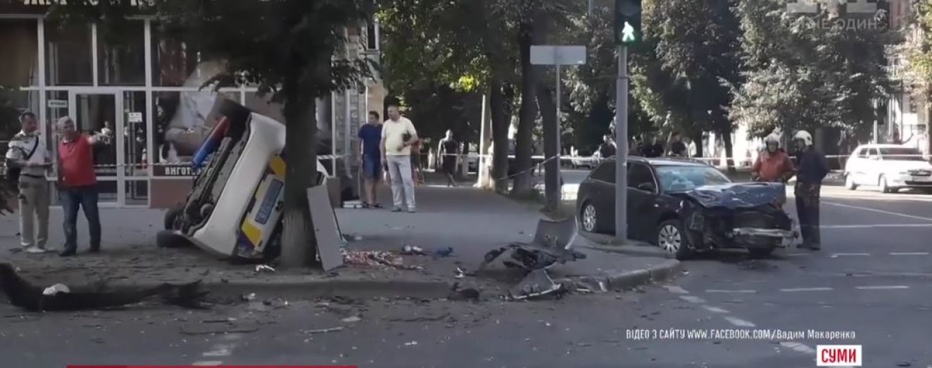 ДТП в Сумах: свидетели утверждают, что полицейское авто поздно включило сирену