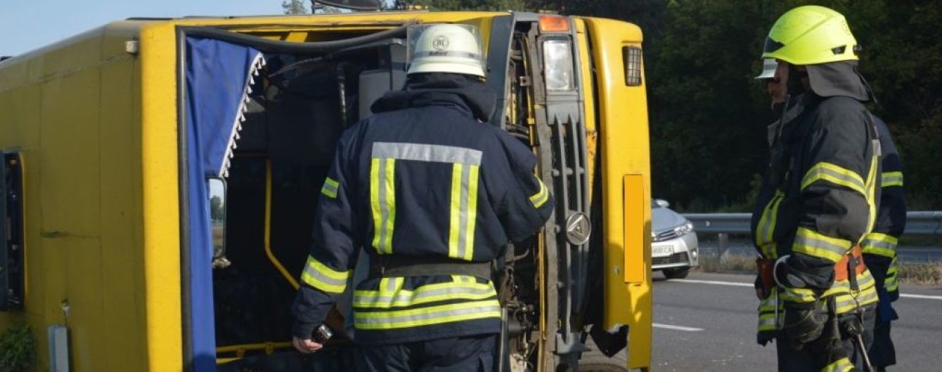 На Дніпропетровщині зросла кількість постраждалих у ДТП вантажівки та маршрутки