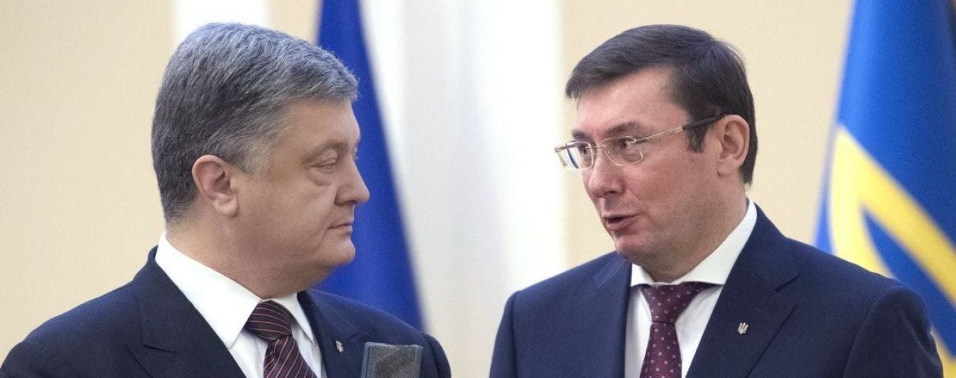 Луценко уверяет, что после встречи с ним Порошенко решил уволить Гладковского