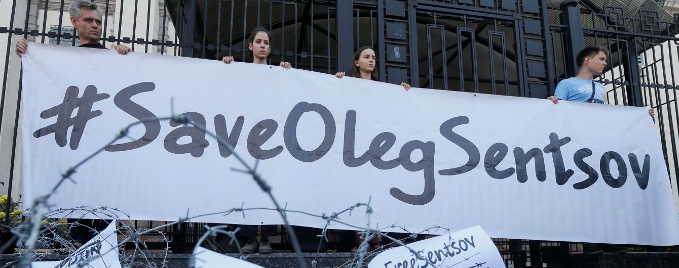 Сенцов схуд до 72 кг, проте не здається: активіст отримав листа від політв’язня