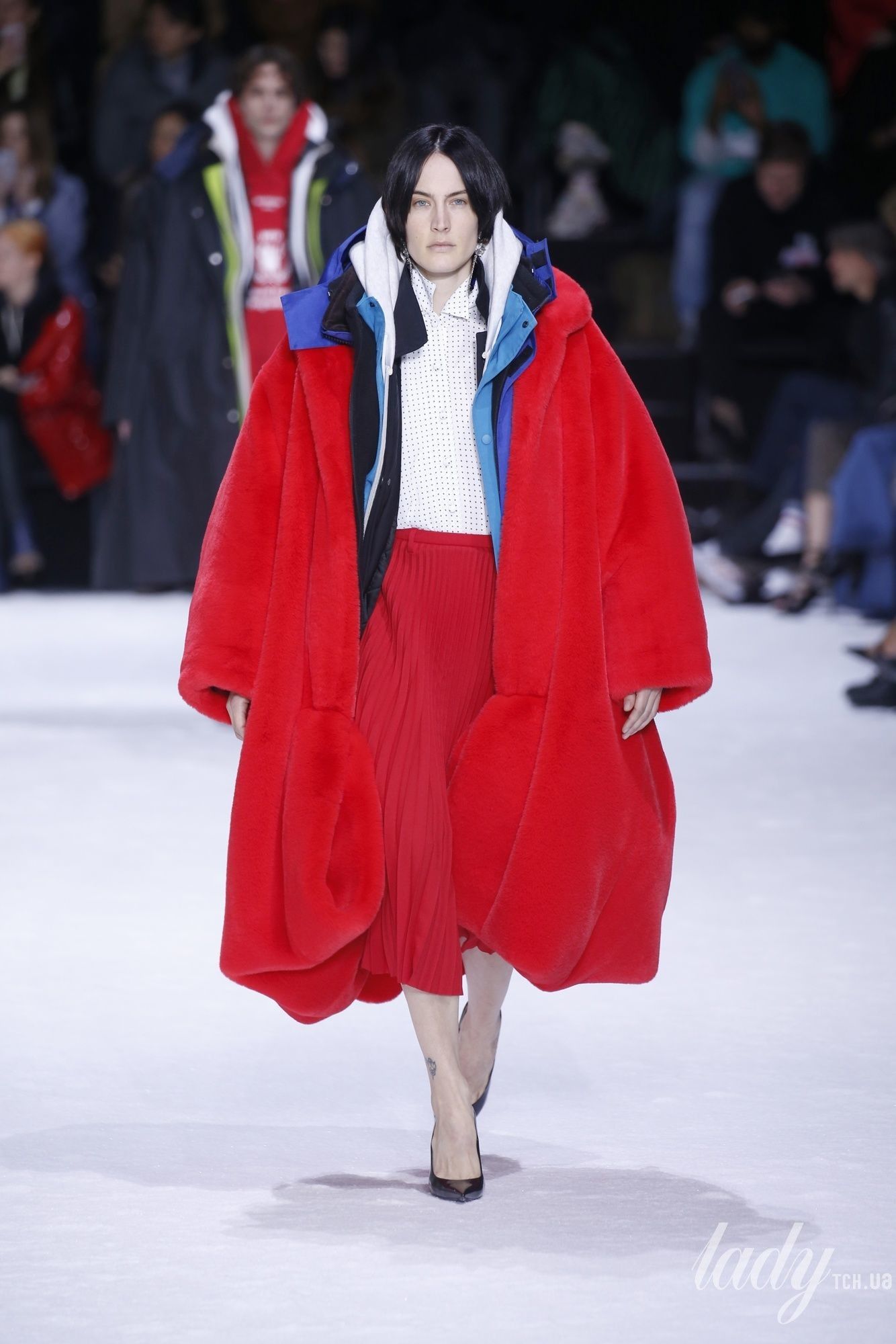 Коллекция Balenciaga прет-а-порте сезона осень-зима 2018-2019_72