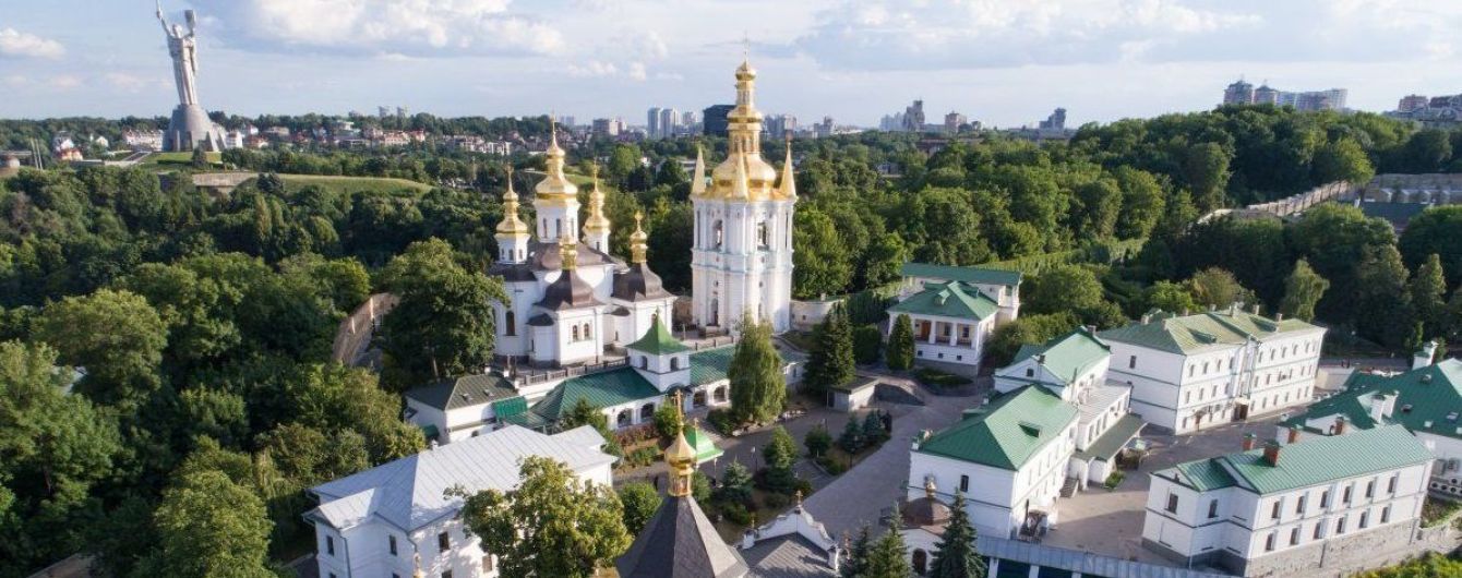 В Киево-Печерской лавре зарегистрировали более 90 случаев коронавируса: обитель закрыли