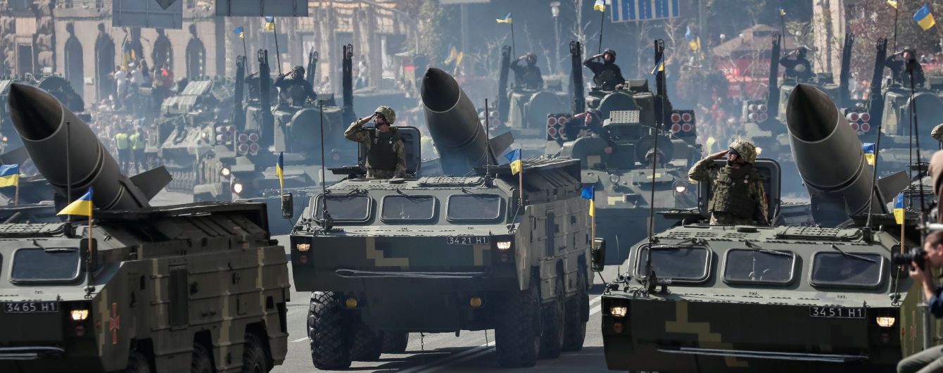 Порошенко подав у Раду законопроект про зміну військового вітання на "Слава Україні!"