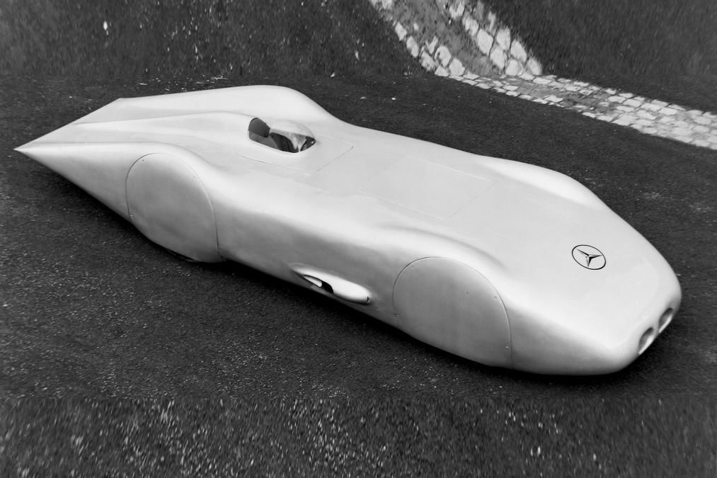 Mercedes-Benz EQ Silver Arrow_9