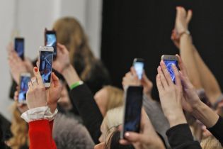 Нацкомісія назвала дату, коли українці зможуть залишати номер під час зміни мобільного оператора