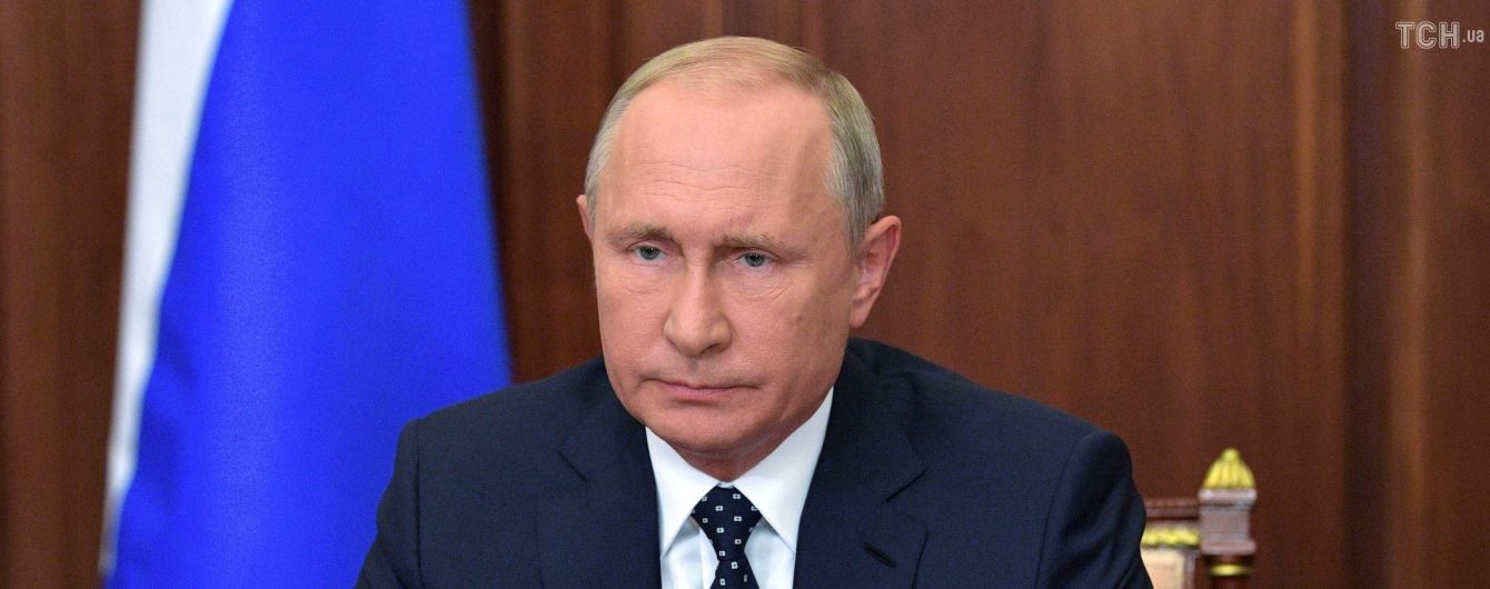 Путин не смотрел интервью подозреваемых в отравлении Скрипалей - Песков