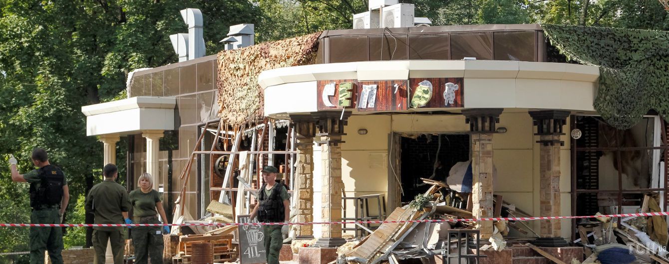 У Донецьку місцеве "МВС" показало фото підозрюваних, яких оголосили в розшук через вбивство Захарченка