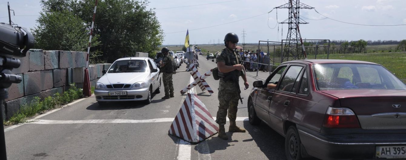 Военное положение никоим образом не повлияет на жизнь гражданских лиц Донетчины и Луганщины – командующий ООС