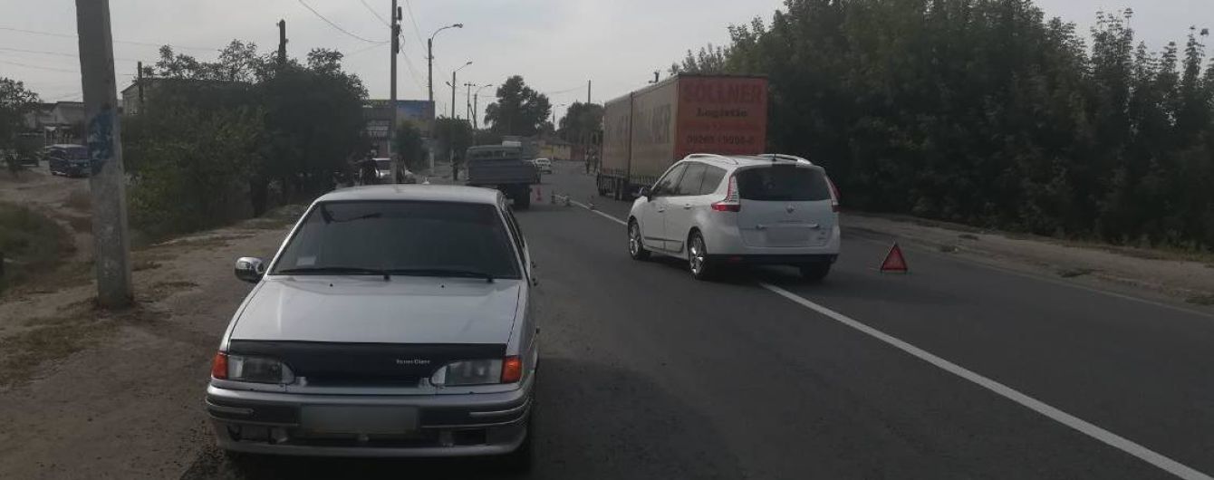 В Изюме легковушка сбила 10-летнюю девочку, пострадавшая в коме