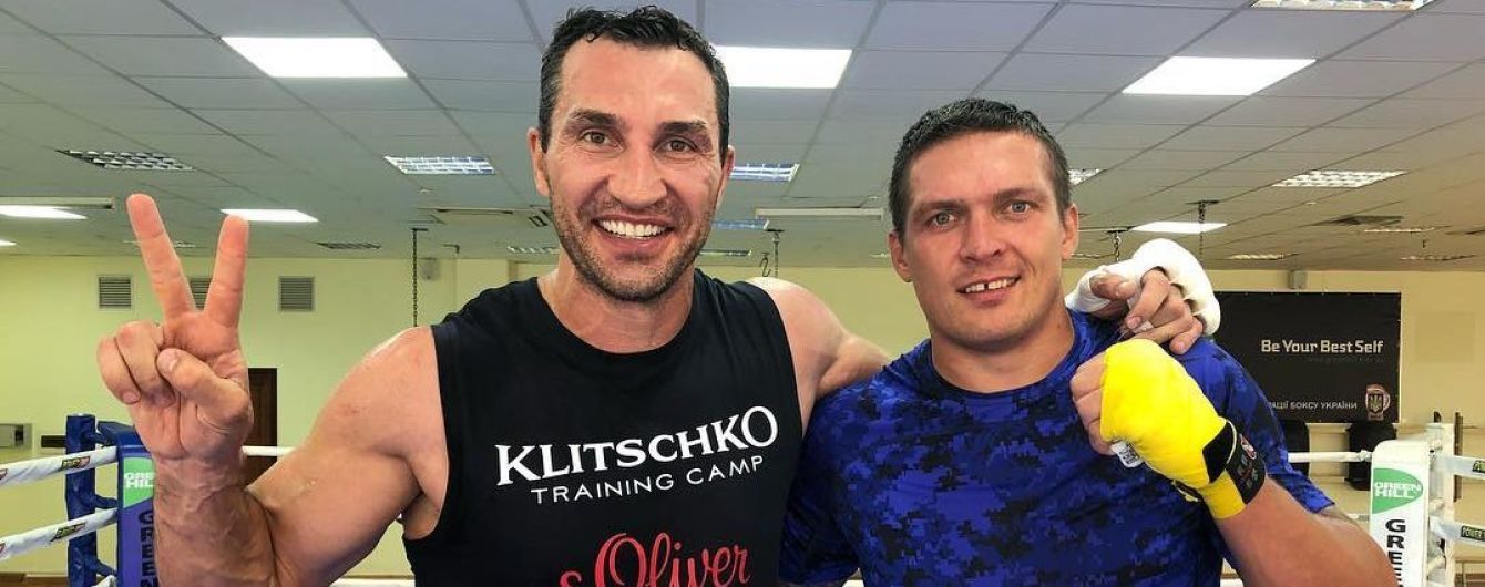 Усик провел спарринг с Владимиром Кличко перед дебютом в супертяжелом весе