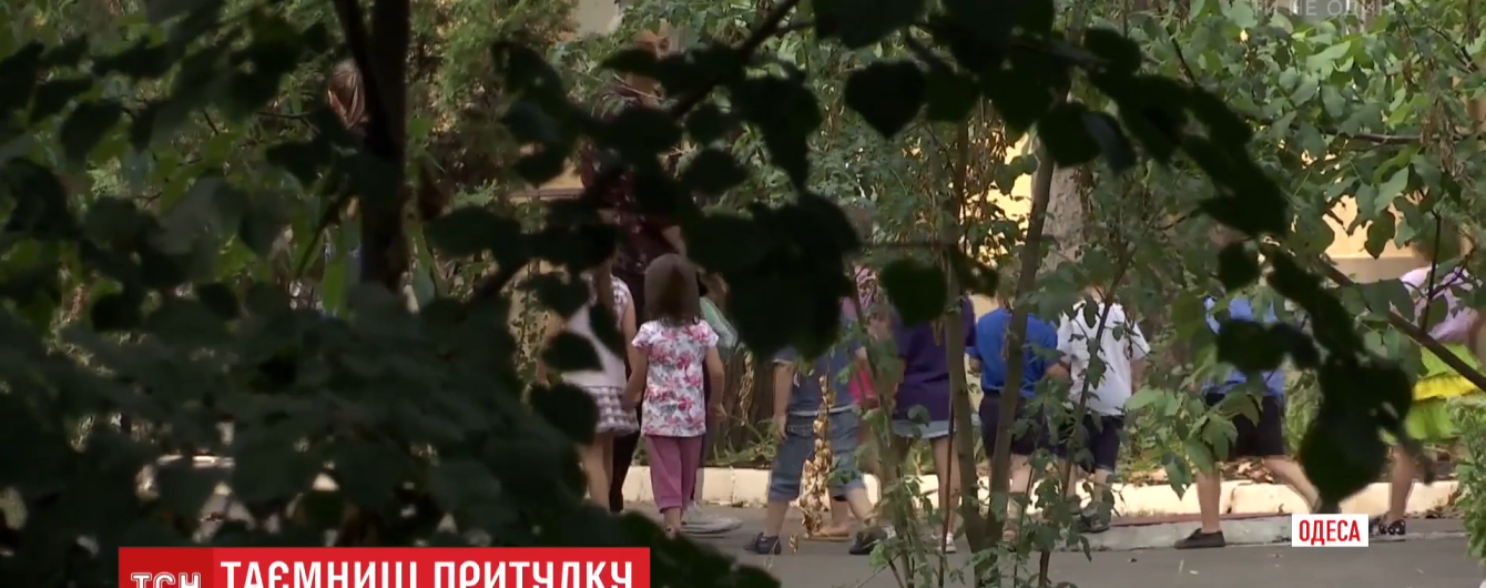 Ходил голышом и изнасиловал 8-летнего мальчика. Подробности сексуального скандала в детском приюте