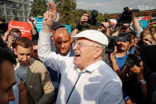 У Росії відмовилися карати Жириновського за прилюдне побиття українця