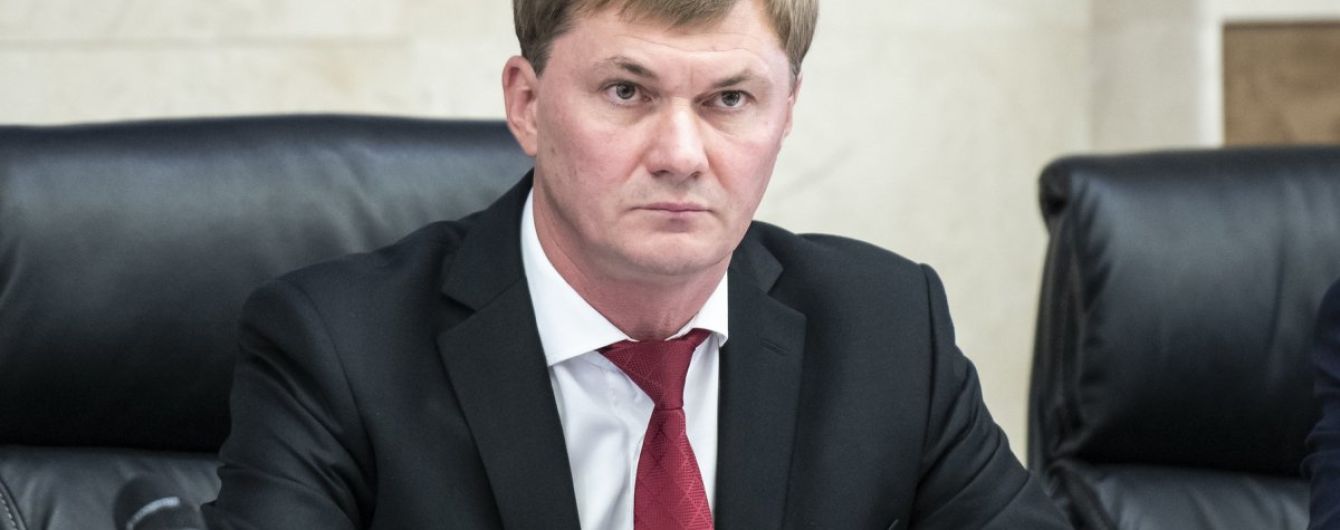 Уряд звільняє Власова з посади очільника ДФС