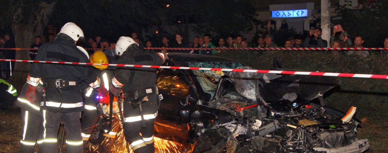 Постраждалий у кривавій ДТП в Одесі, якому частково ампутували передпліччя, перебуває на межі життя і смерті
