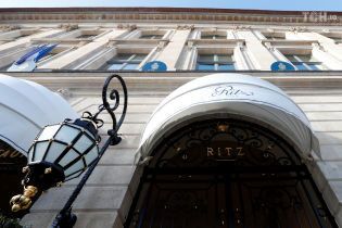 У паризькому готелі Ritz пограбували саудівську принцесу на 800 тисяч євро