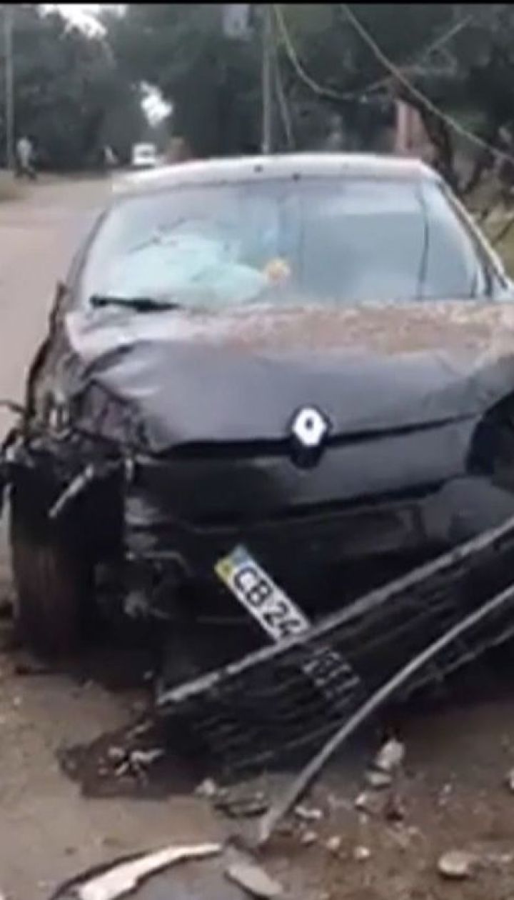 Син мера Прилук п'яним збив електроопору та лишив містян без світла
