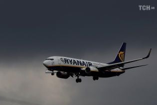 Члени екіпажів Ryanair оголосили про страйк у п'яти країнах