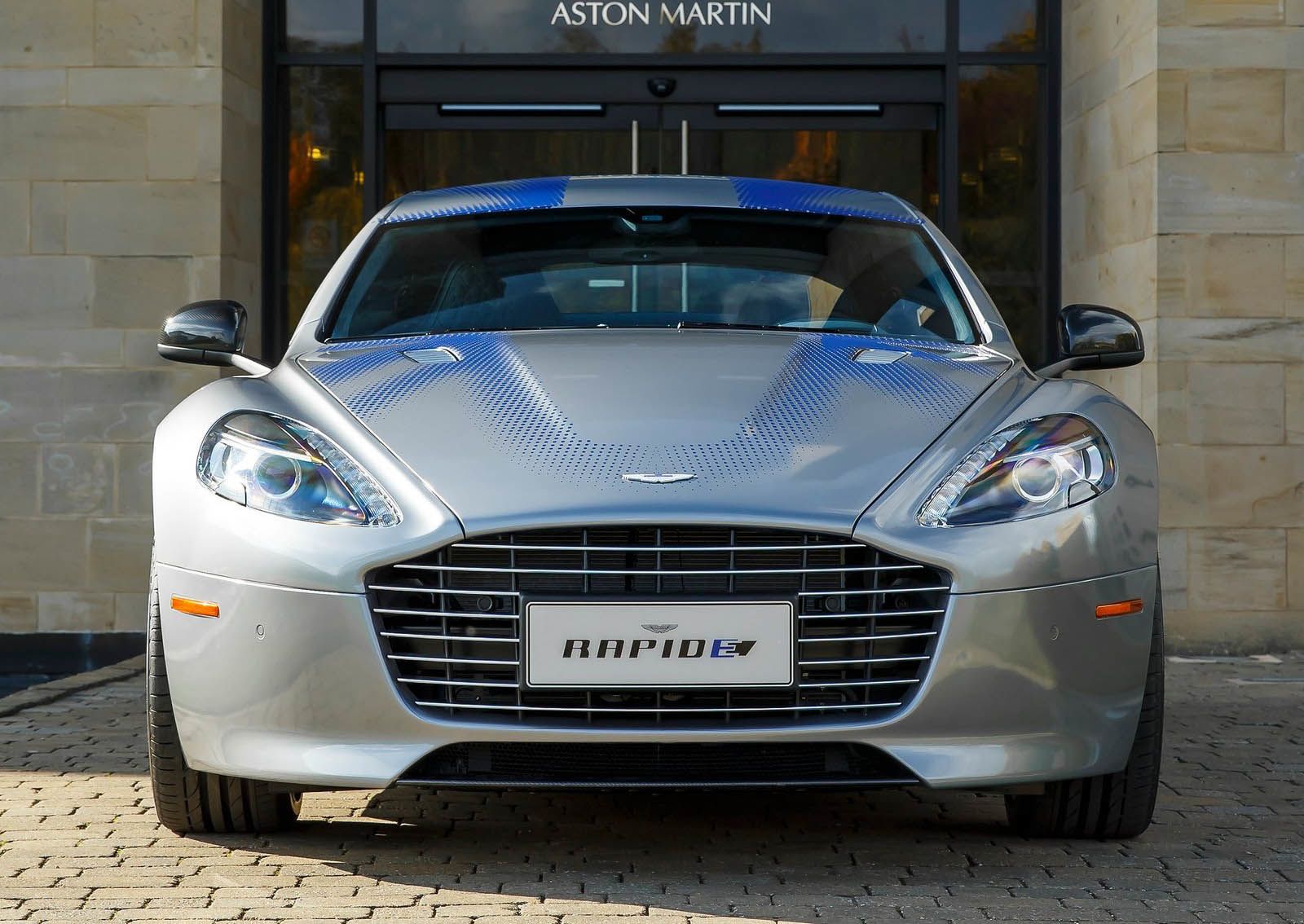 Aston Martin Rapid E_2