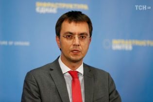 Омелян нарікає на низькі зарплати міністрів та розповів, чому не хоче бути "веселим блогером"