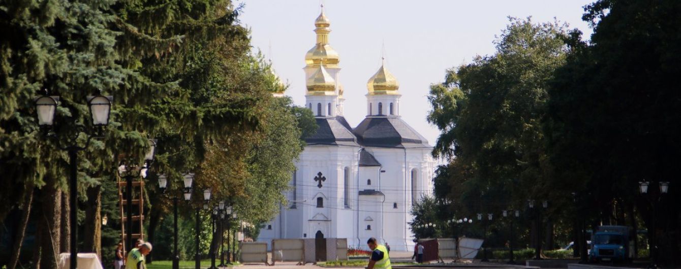 Местами в Украине будет до 30 градусов и начнут затягивать дожди. Прогноз погоды на пятницу