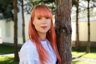 С Витвицкой и со слезами на глазах: Тарабарова выписалась из роддома и рассекретила имя сына