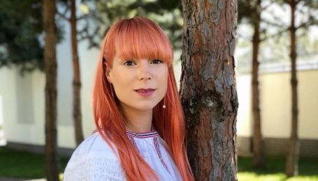 С Витвицкой и со слезами на глазах: Тарабарова выписалась из роддома и рассекретила имя сына