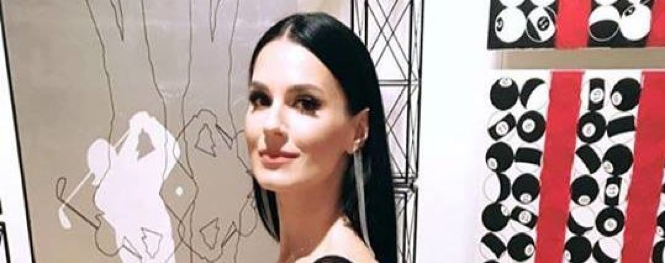 У сукні з глибоким декольте: Маша Єфросиніна продемонструвала елегантний образ