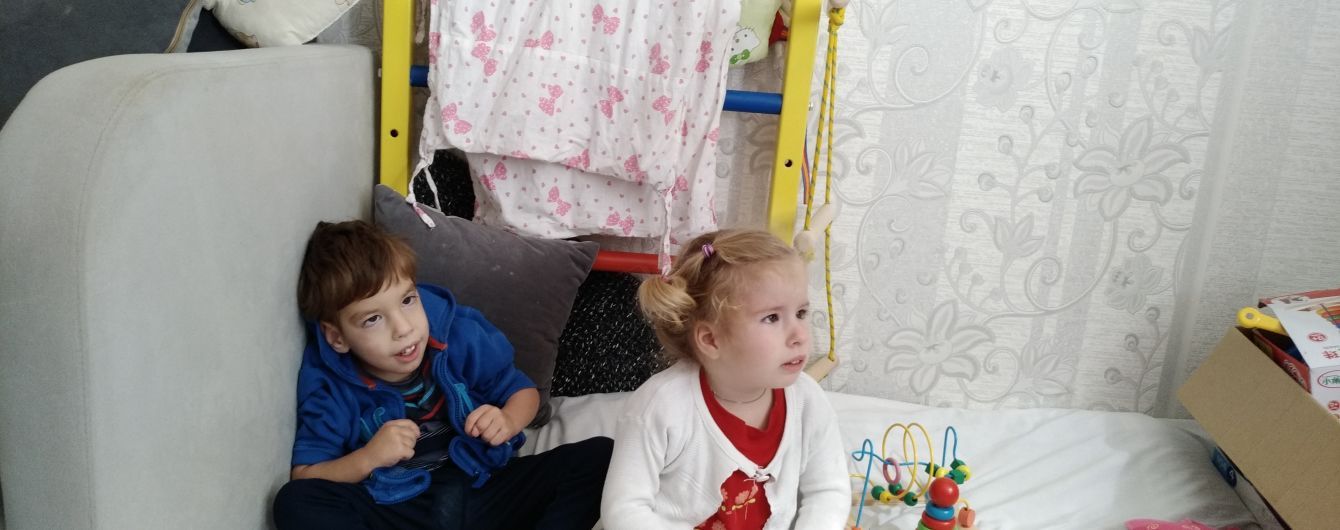 Родина Іванових просить допомоги в лікуванні двох діток Софії і Андрія