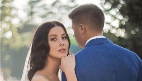 Екс-"ВІА Гра" Анастасія Кожевнікова показала зворушливі весільні фото