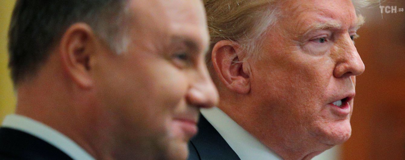 Трамп "серьезно" раздумывает над размещением постоянной военной базы в Польше