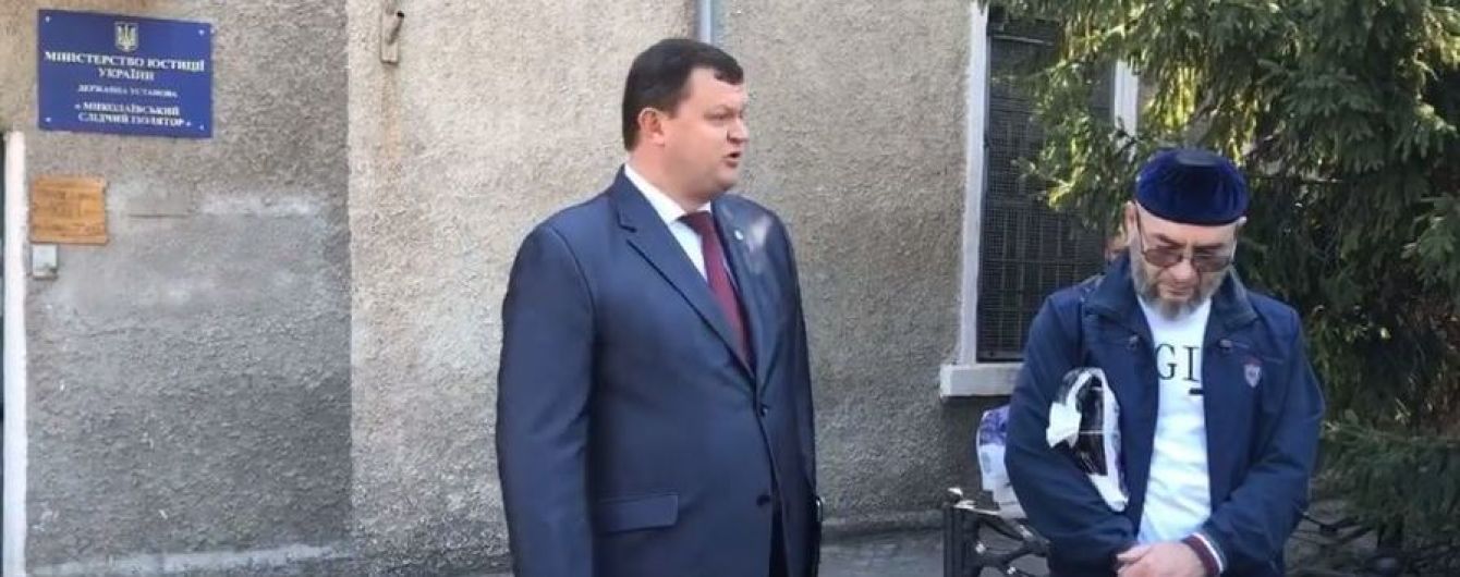 У Миколаєві з СІЗО звільнили екс-бійця АТО з Чечні, на якого полювала Росія