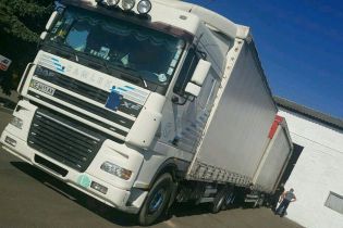 На Буковині прикордонники зупинили вантажівку з контрабандою на два мільйони