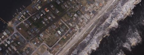 До та після "Флоренс". Як з висоти виглядають нищівні наслідки урагану, що поховав вулиці та острови