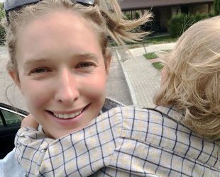 Одинаково одеты: Катя Осадчая показала фото сына с мужем