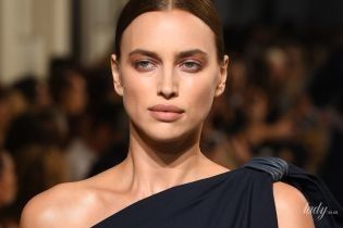 С томным взглядом и в эффектном платье: Ирина Шейк на показе Max Mara
