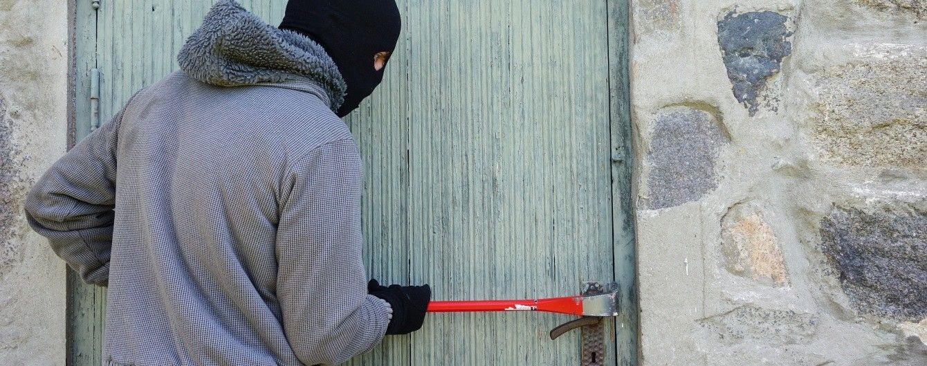 В Днепре неизвестные совершили разбойное нападение, объявлен план "Перехват"