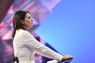 "1+1" и партия Порошенко обменялись острыми заявлениями после эфира ток-шоу "Право на владу"