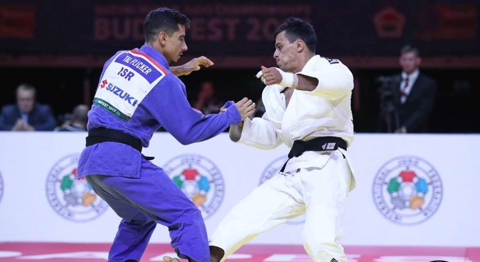 Зантарая завоевал медаль чемпионата мира в Баку
