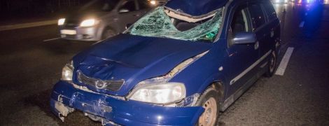 В Києві автомобіль на великій швидкості збив на смерть людину