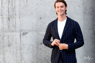 Патрик Шварценеггер свозил девушку на показ Giorgio Armani в Милан