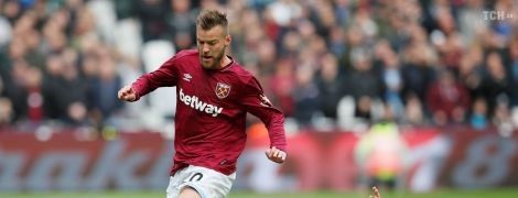 Гравці "Вест Хема" потролили Ярмоленка після промаху у матчі з "Челсі"