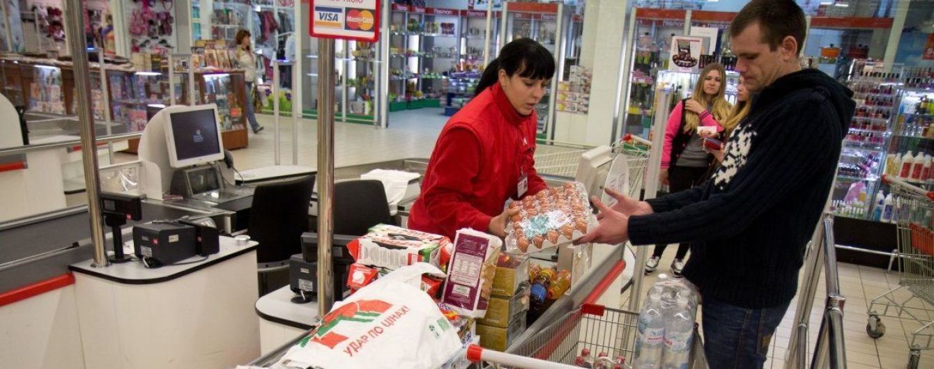 Порошенко подписал закон о новых правилах маркировки продуктов