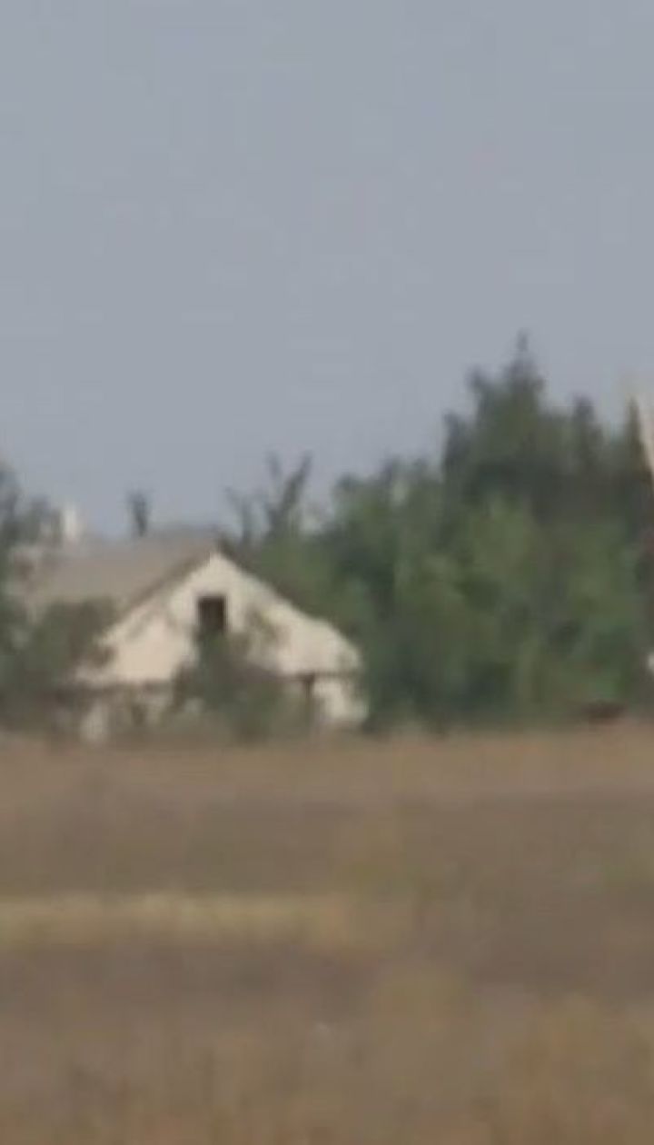 Село на Приазовье боевики превратили в укрепрайон и во время атак прикрываются местными