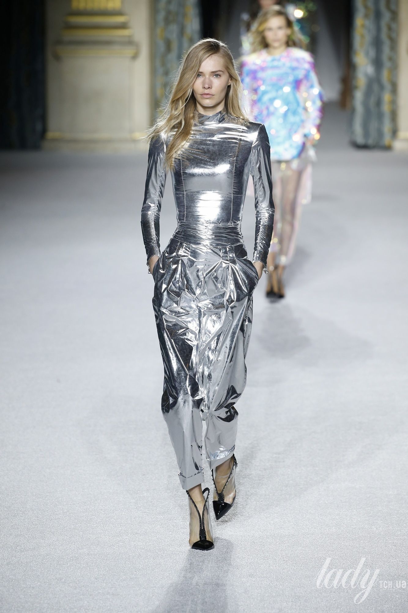 Коллекция Balmain прет-а-порте сезона осень-зима 2018-2019_1