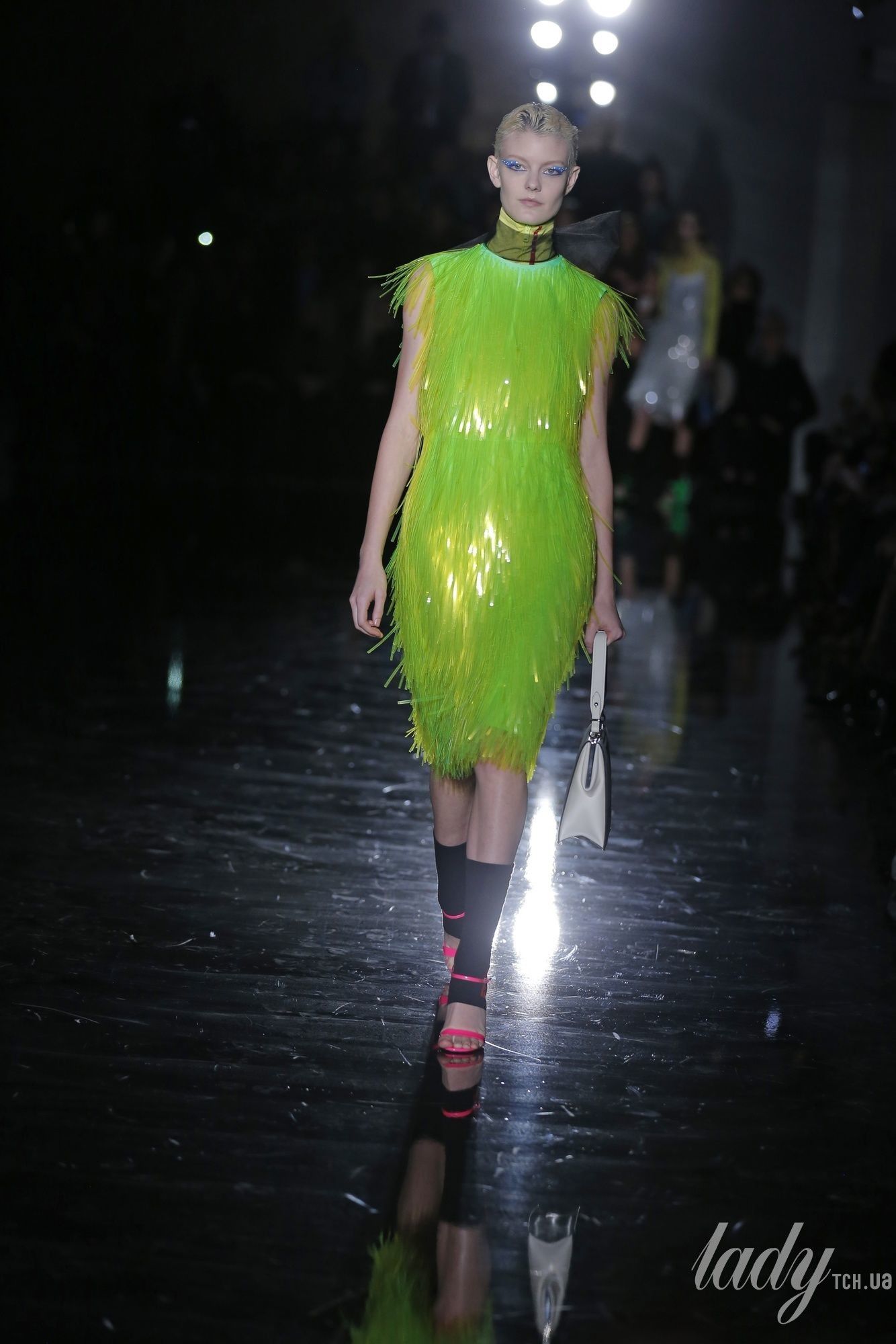 Коллекция Prada прет-а-порте сезона осень-зима 2018-2019_40