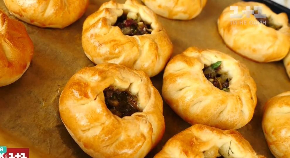 Пирожки с мясом и бульоном в 2019 году Пирожки с мясом и бульоном в 2019 году