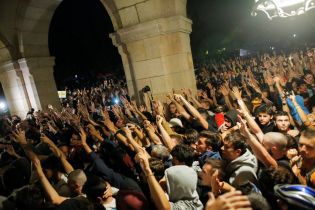 У Каталонії знову заворушення: протестувальники зіткнулися з поліцією