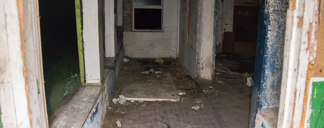 Забил до смерти молотком во сне. В Киеве в таборе ромов произошло кровавое убийство - СМИ