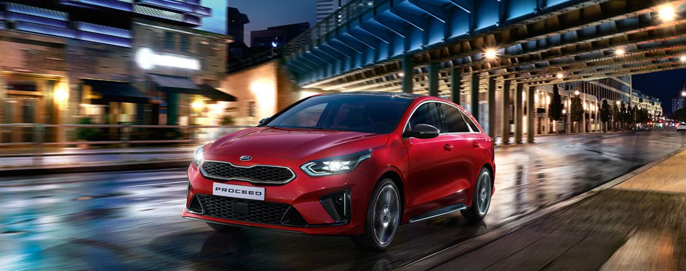 Парижский автосалон 2018: Купеобразный Kia ProCeed стал длиннее универсала