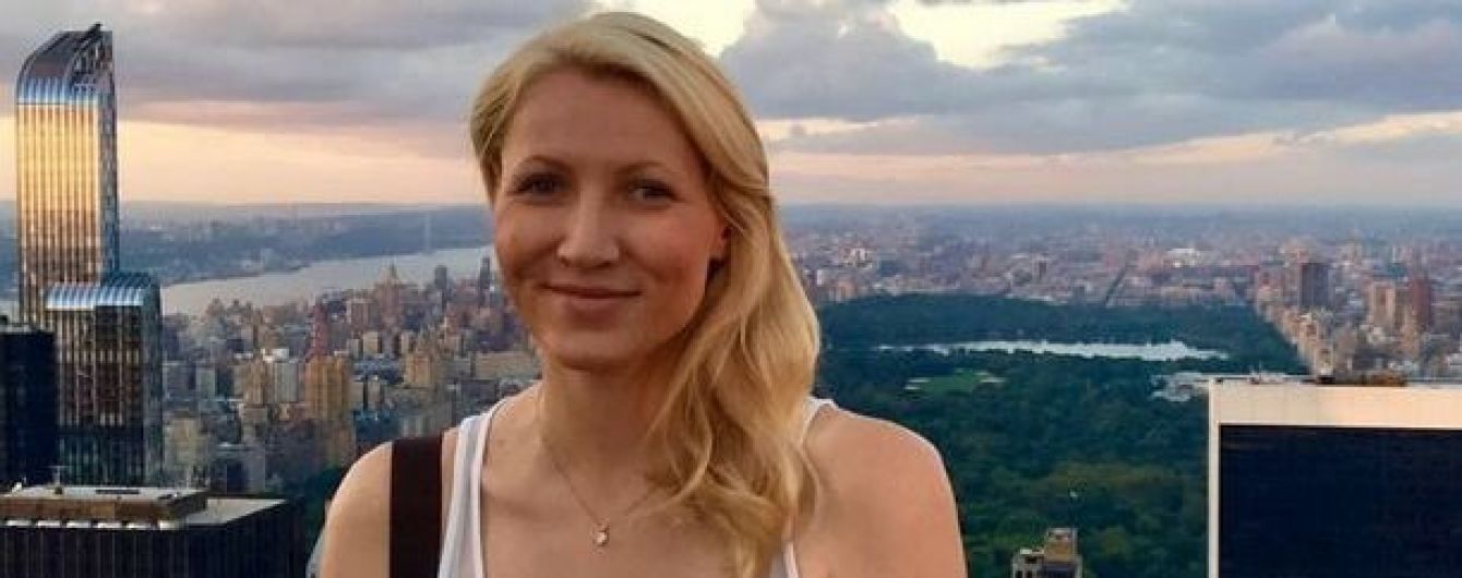 Пригодится…..(-___________-) Подскажите, учительница показывает пизду раз тему